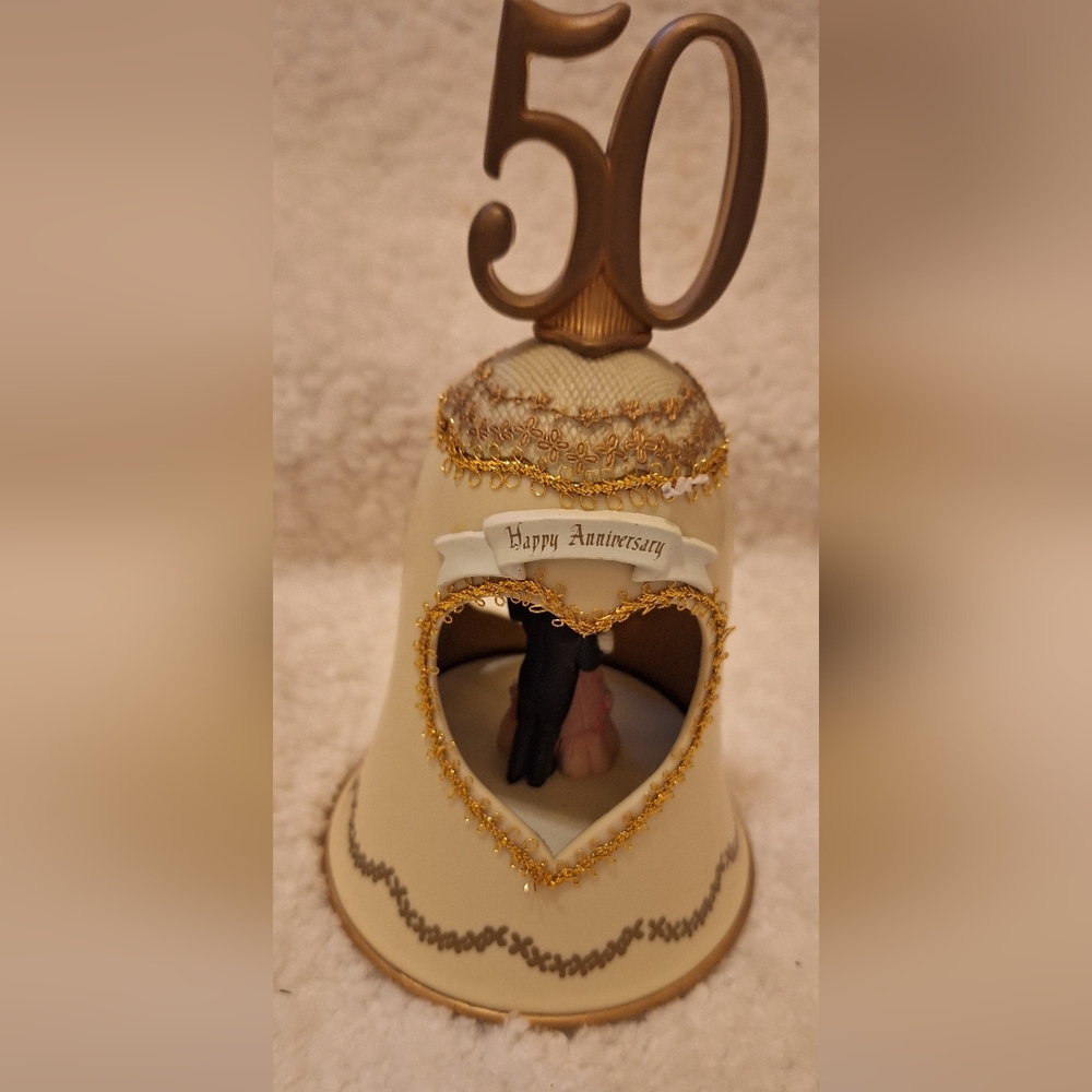 Enesco Musical Anniversary Bells